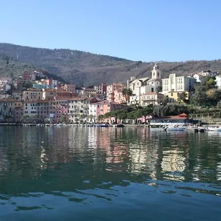 Carugio Del Fezzano * Fezzano (Liguria)
