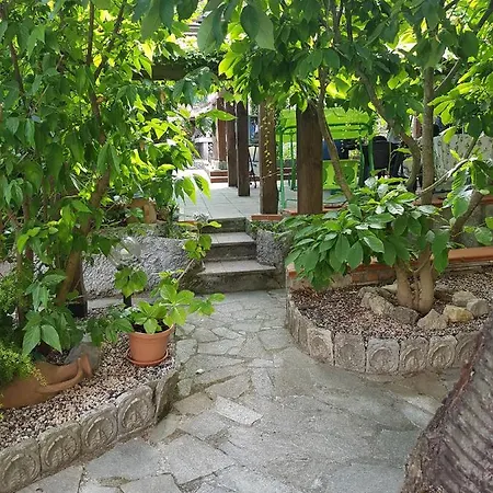 Carugio Del Fezzano * Fezzano (Liguria)