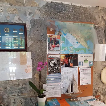Couette-café Carugio Del Fezzano (Liguria)