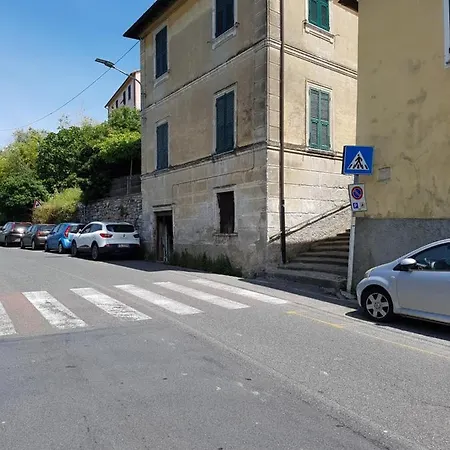Oda ve Kahvaltı Carugio Del Fezzano (Liguria)