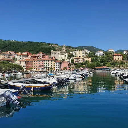 Carugio Del Fezzano Fezzano (Liguria)