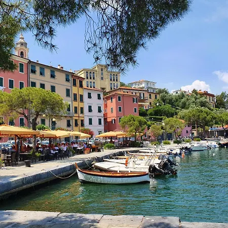 Carugio Del Fezzano * Fezzano (Liguria)
