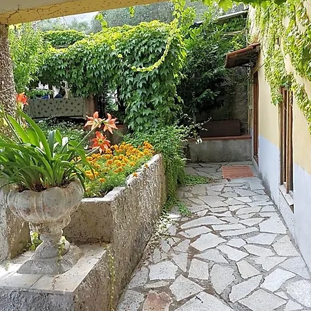 Couette-café Carugio Del Fezzano (Liguria)