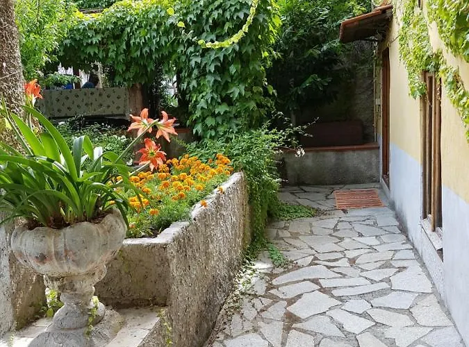 Carugio Del Bed & Breakfast *